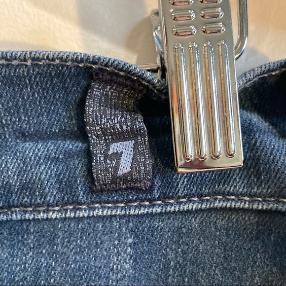 7 FOR  ALL MANKIND Sz 29 Slimmy Straight Leg Slim Fit Mid-Wash Jeans - Picture 4 of 10